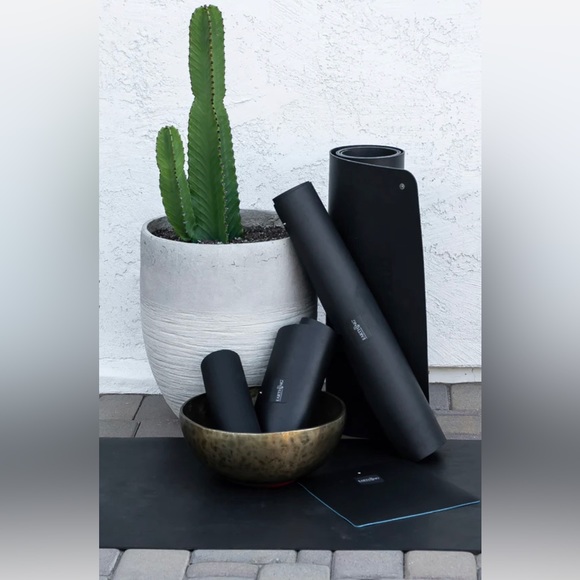 Earthing Grounding Meditation Mat,Carbon, High Quality, Improves Sleep,EMF DETOX - Picture 2 of 5